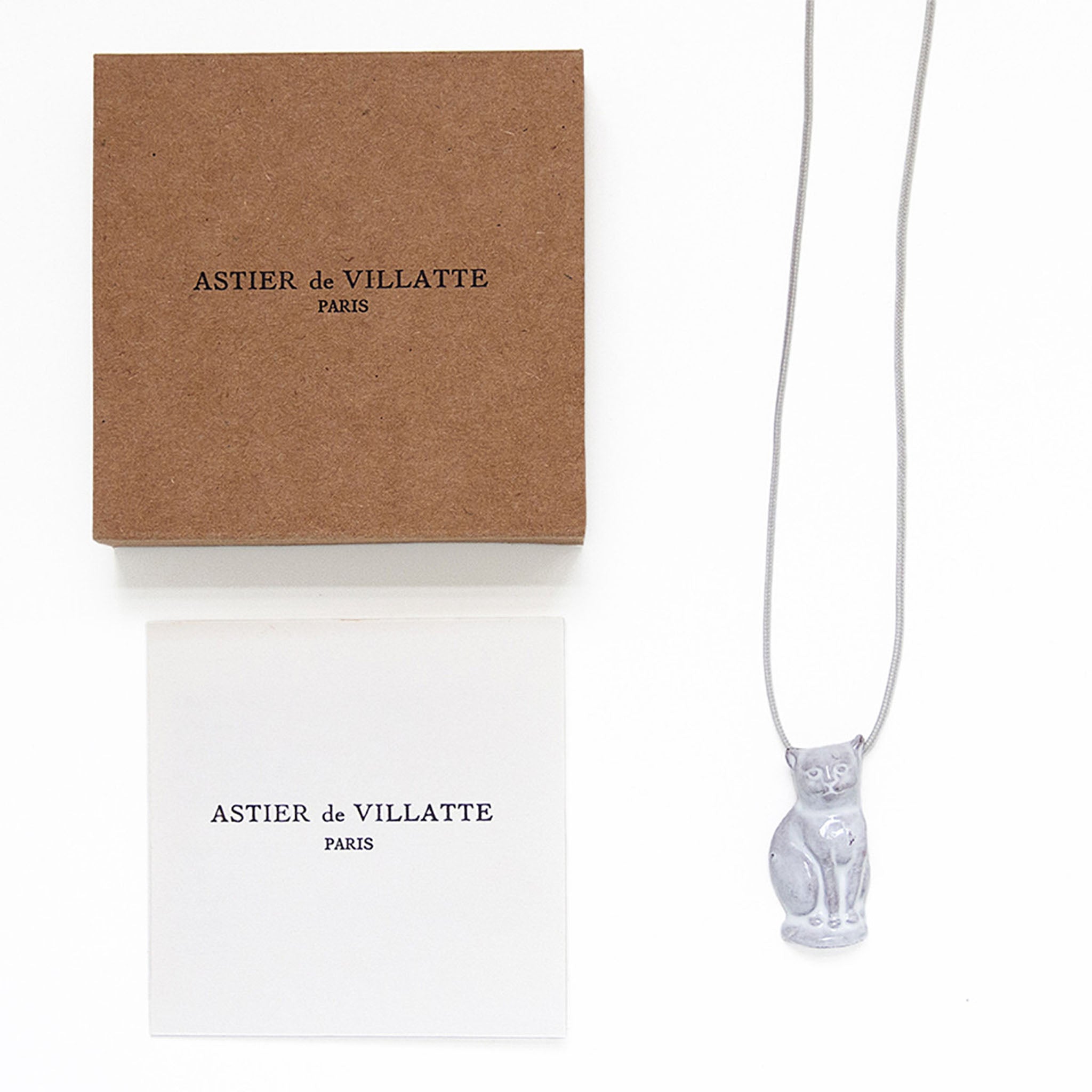 Chat ペンダント